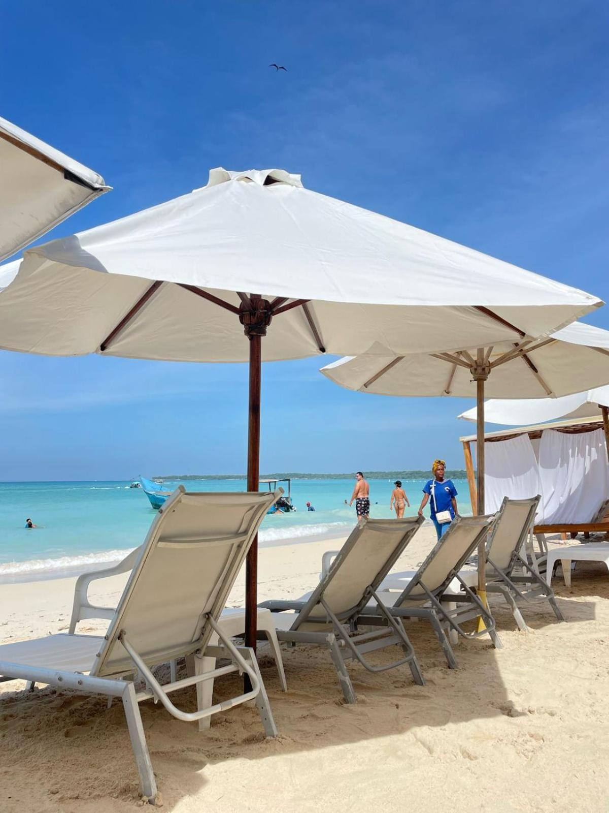 Hotel Mandala Beach Club Pendales Esterno foto